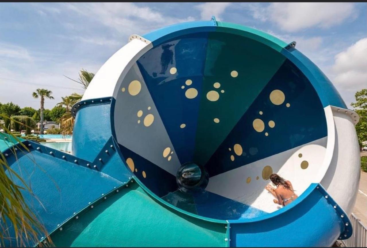 Mobilhome Vias Plage Dans Camping Luaran gambar