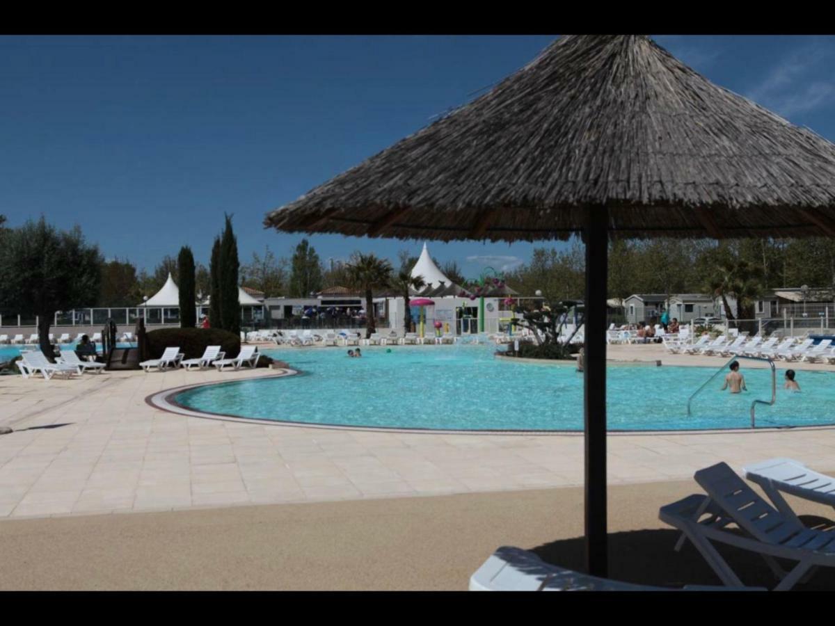 Mobilhome Vias Plage Dans Camping Luaran gambar