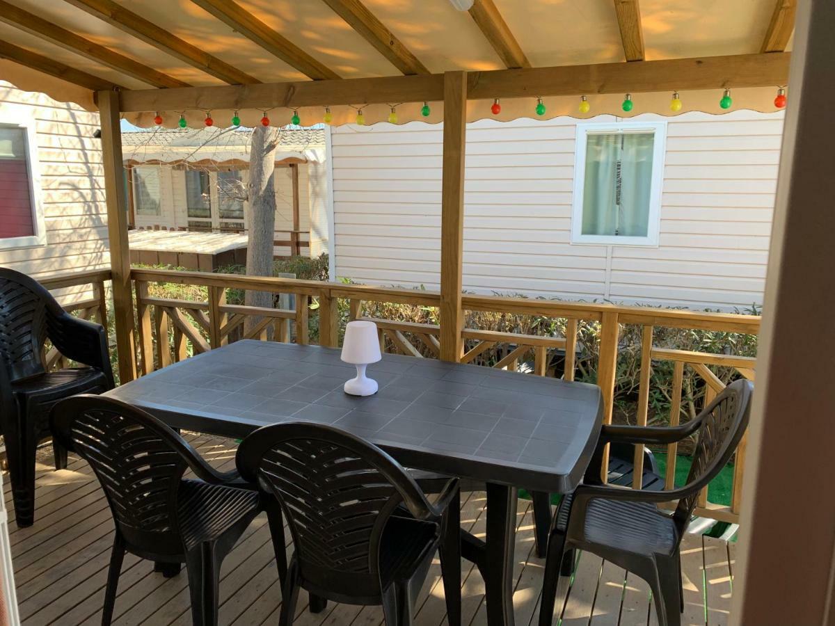 Mobilhome Vias Plage Dans Camping Luaran gambar